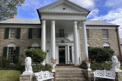 The iconic entrance to the Graceland mansion