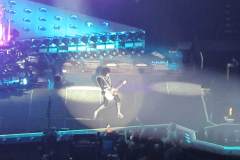 Tommy Thayer solos