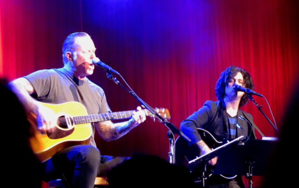 Hetfield and Armstrong mash it up